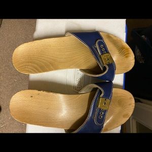 Wooden sandal size 10